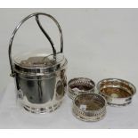 American Plate Ice Bucket with carrying handle & 3 plated bottle coasters (4)