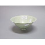 Chinese celadon bowl, approx 15cm dia