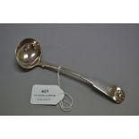 Fiddle & Shell pattern Georgian Scottish toddy ladle in sterling silver, marked Edinburgh, 1819,