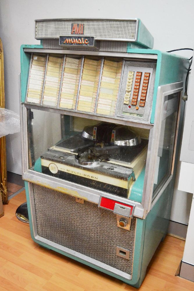 Jukebox, AMI 200 with multi-horn high fidelity in aqua coloured case