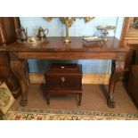 Exceptional quality William IV mahogany serving table on carved supports with hairy lion paw feet