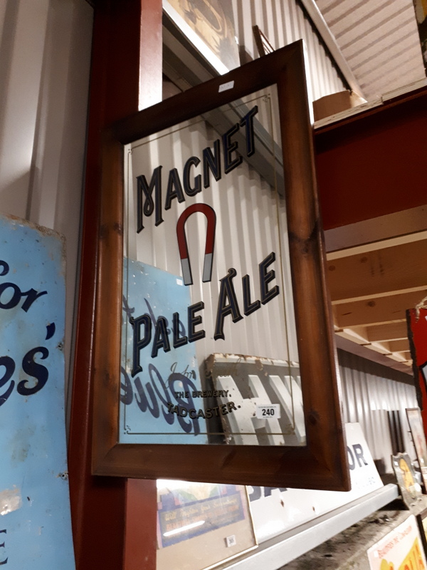 MAGNET PALE ALE advertising mirror.