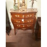 Pair of Victorian kingwood French commodes with rouge marble tops above three drawers and with