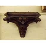 19TH CENTURY CARVED OAK ACANTHUS CORBEL