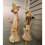 PAIR OF SITZENDORF PORCELAIN 18 TH CENTURY STYLE FIGURES