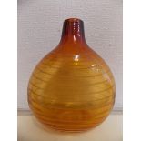 20TH CENTURY AMBER GLASS VASE WITH OPAQUE BANDS