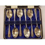 CASED SET OF SIX SILVER TEASPOONS