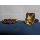 9CT GOLD SQUARE SET CITRINE DRESS RING, AND A 9CT AMETHYST RING 6.