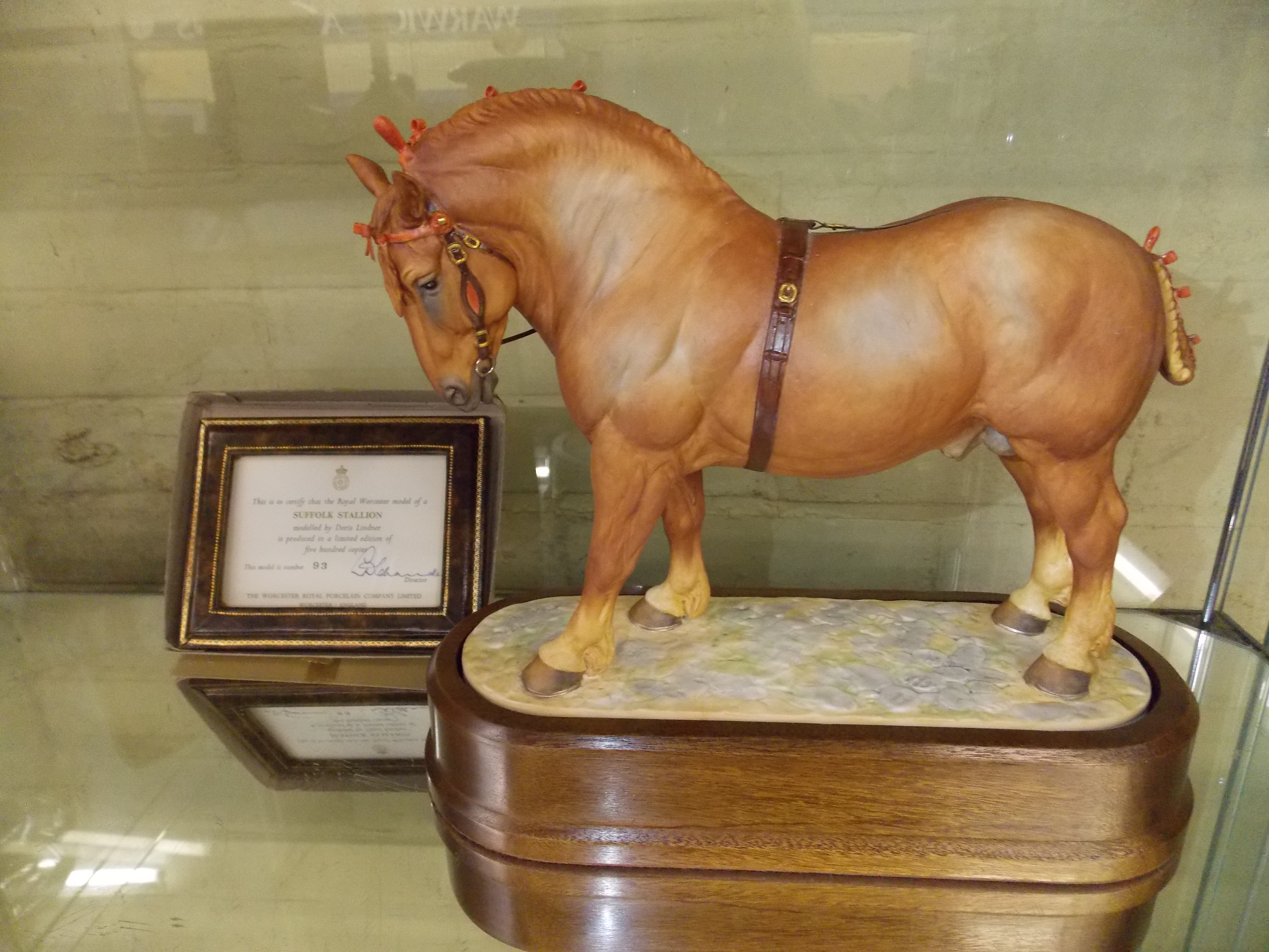 ROYAL WORCESTER MODEL OF SUFFOLK STALLION MODELLED BY D L NUMBER 93/500