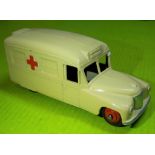 DINKY TOYS - DAIMLER AMBULANCE