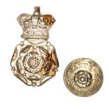A scarce Vic OR’s cap badge of the Hampshire Carabiniers, together with a large button of the