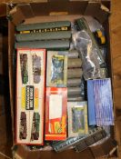 A quantity of OO gauge railway. Hornby Dublo 2&3 rail Railway including a BR Co-Co diesel Crepello