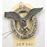 A Third Reich Luftwaffe Pilot’s badge, unmarked, with silvered wreath and grey metal eagle. GC (