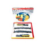 Hornby Railways Train Pack BR Inter-City 125 High Speed Train (R2296). Comprising class 43 power car