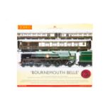 Hornby Railways Train Pack ‘Bournemouth Belle’ (R2300). Comprising BR Merchant Navy class 4-6-2