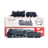 2 OO fine scale locomotives. A Wills Finecast BR King Arthur class N15 4-6-0 tender locomotive