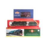 6 OO railway locomotives. A Bachmann London Transport class 4575 2-6-2T Prairie tank loco (32-