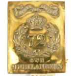 An OR’s die struck rectangular brass SBP of The 72nd (D of Albany’s Own Highlanders), 2 hooks and