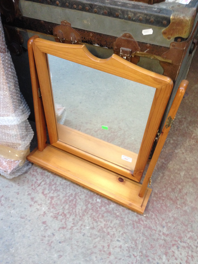 A DRESSING TABLE MIRROR