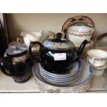 VARIOUS CHINA AND POTERY H3