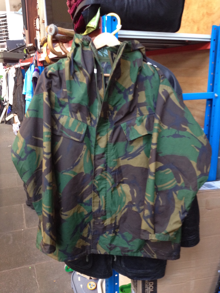 CAMOUFLAGE ANORAK