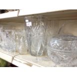 LARGE SELECTION OF GLASSWARE J4