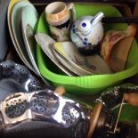 A BOX OF CROCKERY AND METAL WARE