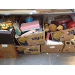 7 BOXES OF HOUSEHOLD ITEMS; KITCHEN ITEMS, POTTERY ETC.