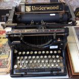 OLD UNDERWOOD TYPEWRITER RTO