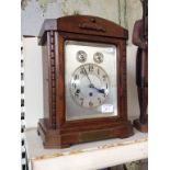 WESTMINSTER CHIME OAK MANTEL CLOCK WITH STEEL DIAL PRESENTED IN 1926. H36CM P5