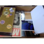 BOX ELVIS MEMORABILIA C