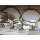 DOULTON BELVEDERE CHINA DINNER WARE APPROX. 40 PIECES D4