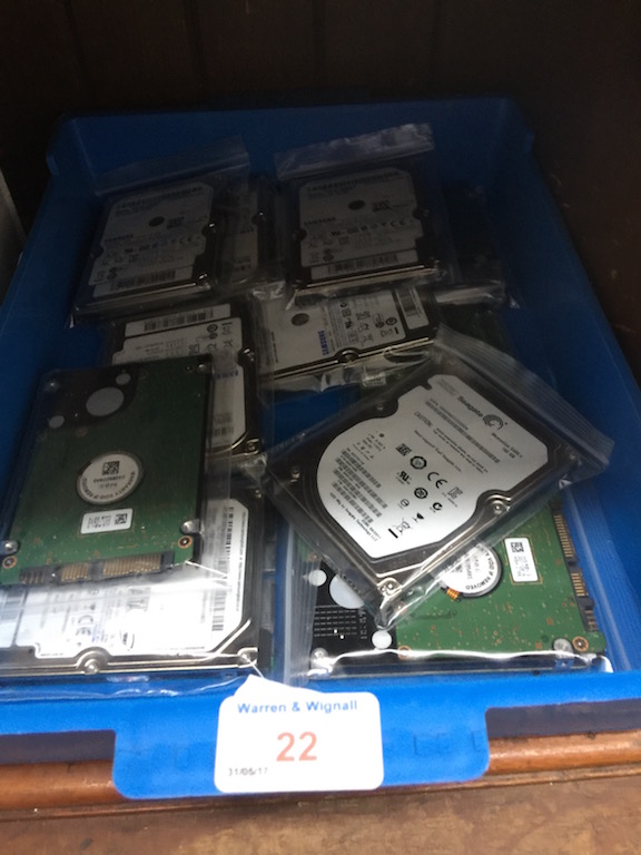 BOX OF SEATGATE 160GB HARD DRIVES