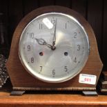 CHIMING MANTEL CLOCK. H20CM