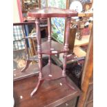 A 3 TIER PLANT STAND H68CM