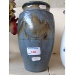 ART POTTERY VASE 22CM E5