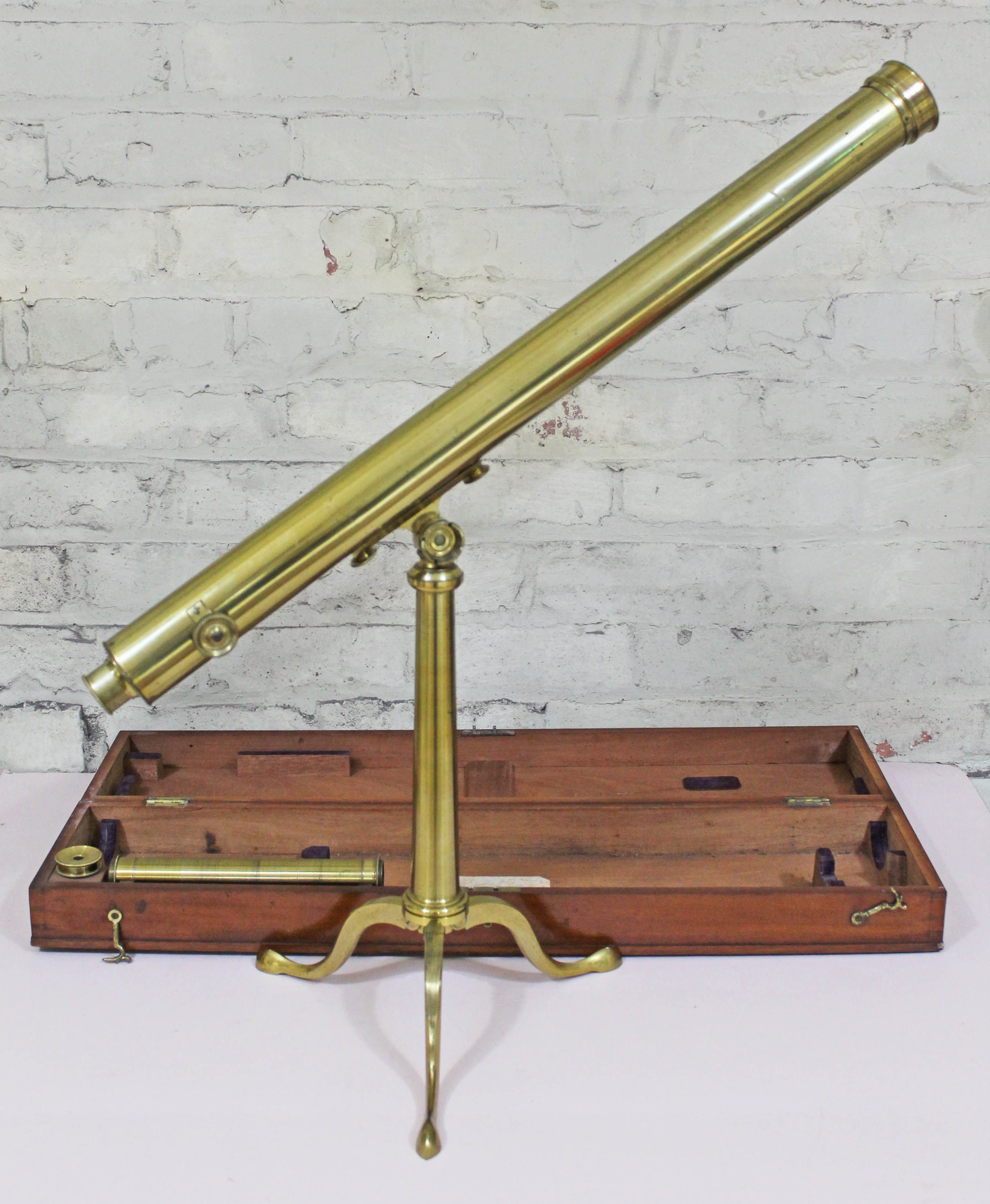 A George Dollond brass astronomical telescope circa 1840 in mahogany box with Carpenter & Wesley