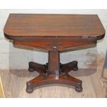 A William IV rosewood card table, width 91cm, depth 45cm & height 74cm.