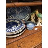 POTTERY PLATES, PARROTS AND WEDGWOOD