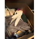 BOX OF GLOVES (LEATHER LADIES)