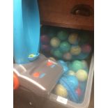 BOX OF CHILDREN'S ACTIVITY TOYS