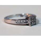 A hallmarked 18ct white gold diamond ring, gross wt. 3.3g, size S.