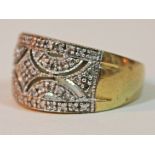 A 9ct gold diamond ring, gross wt. 4g, size O.