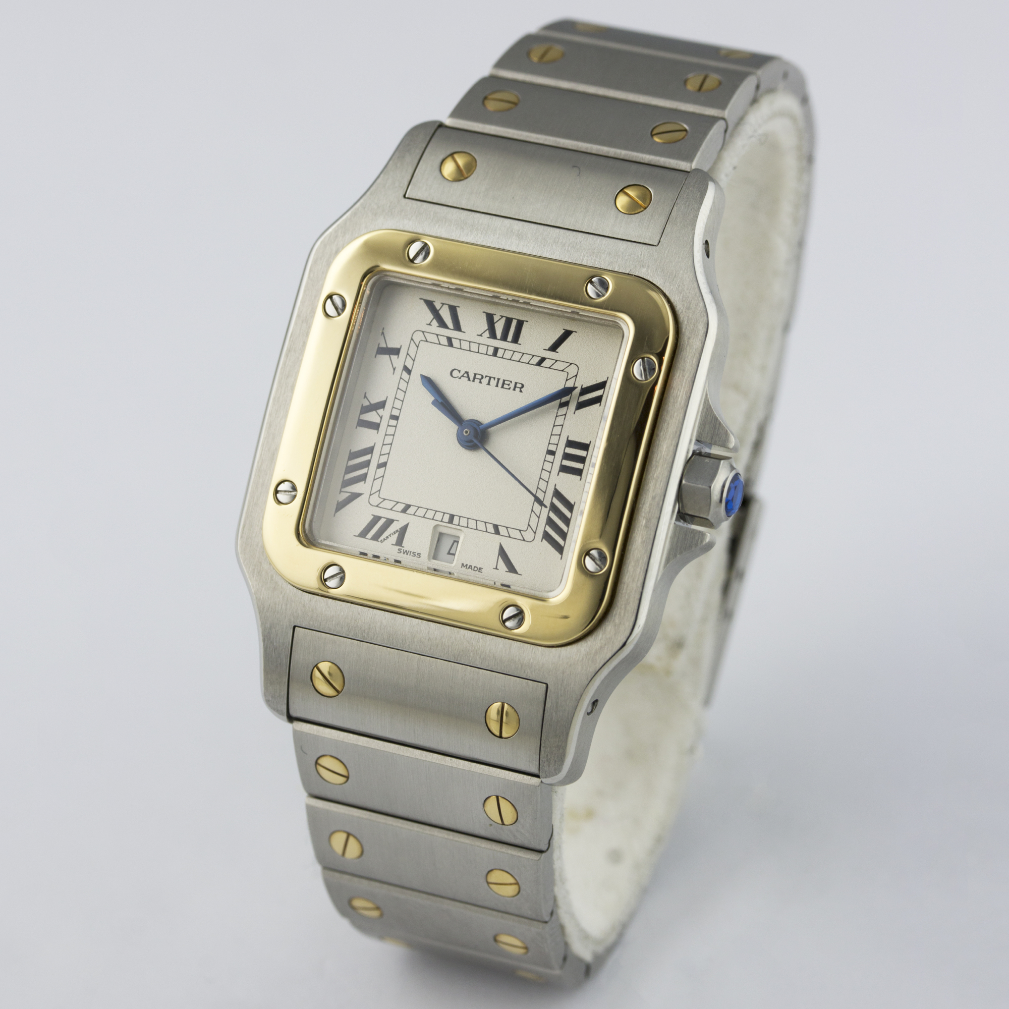 A GENTLEMAN'S STEEL & GOLD CARTIER SANTOS GALBEE BRACELET WATCH CIRCA 2000, REF. 1566 WITH CARTIER - Image 3 of 7