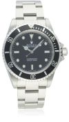 A GENTLEMAN'S STAINLESS STEEL ROLEX OYSTER PERPETUAL SUBMARINER BRACELET WATCH CIRCA 2000, REF.