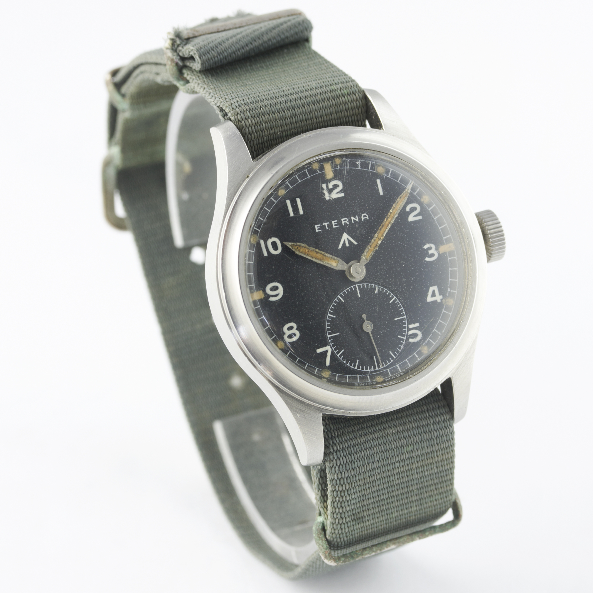 A GENTLEMAN'S STAINLESS STEEL BRITISH MILITARY ETERNA W.W.W. WRIST WATCH CIRCA 1940s PART OF THE " - Image 4 of 8