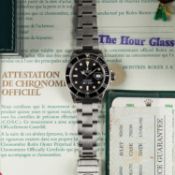 A RARE GENTLEMAN'S STAINLESS STEEL ROLEX OYSTER PERPETUAL DATE SUBMARINER BRACELET WATCH DATED 1984,