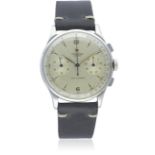 A RARE GENTLEMAN'S LARGE SIZE UNIVERSAL GENEVE UNI COMPAX CHRONOGRAPH WRIST WATCH CIRCA 1940s,