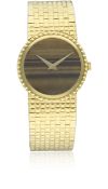 A LADIES 18K SOLID GOLD PIAGET BRACELET WATCH CIRCA 1970s, REF. 924 H 24 D: Tiger's eye stone