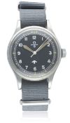 A GENTLEMAN'S STAINLESS STEEL BRITISH MILITARY OMEGA RAF PILOTS WRIST WATCH DATED 1953, REF. 2777-